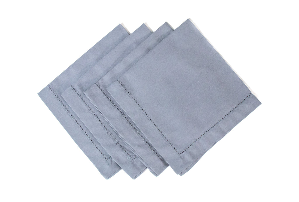 SERVILLETA LISA DESHILADA (SET 4 PIEZAS)